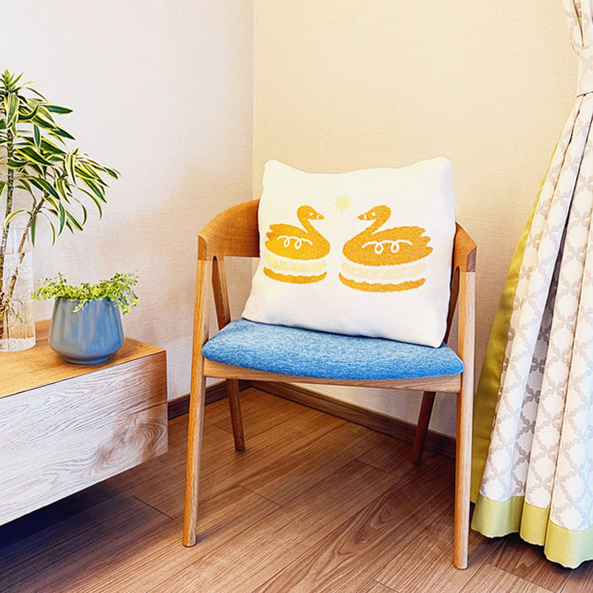 Swan shoe/cushion cover