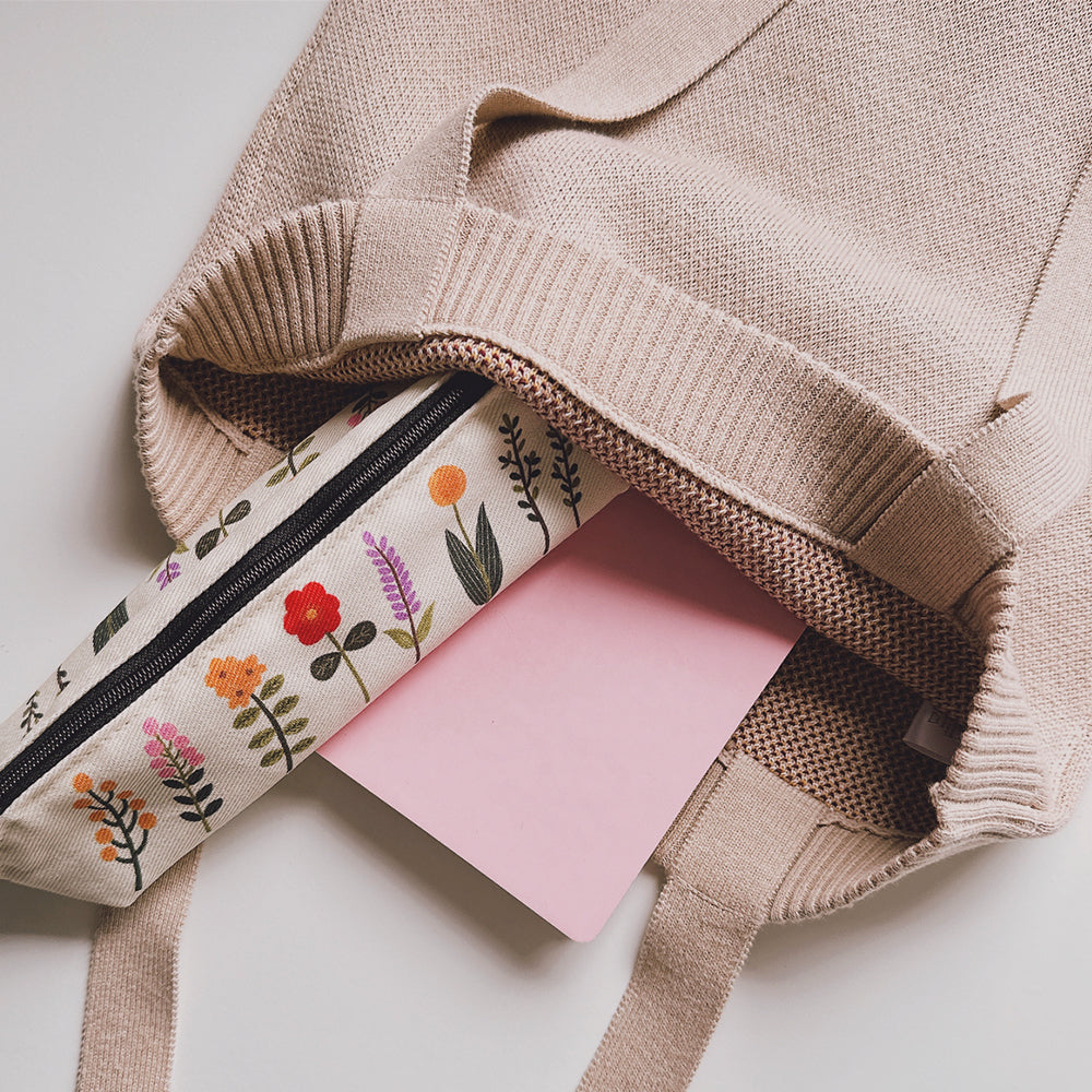 'Coffee Break' Beige Knitted Bag